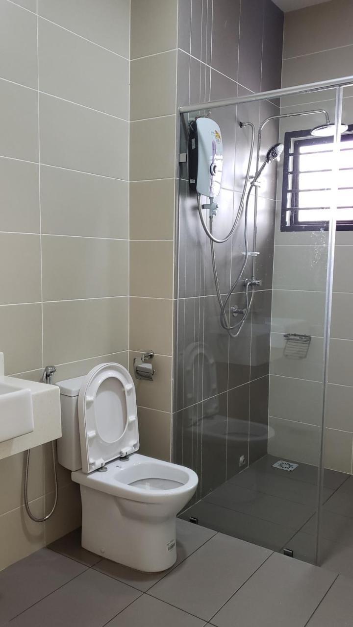 Sr Home-Stay @ Klia Kuala Lumpur Extérieur photo