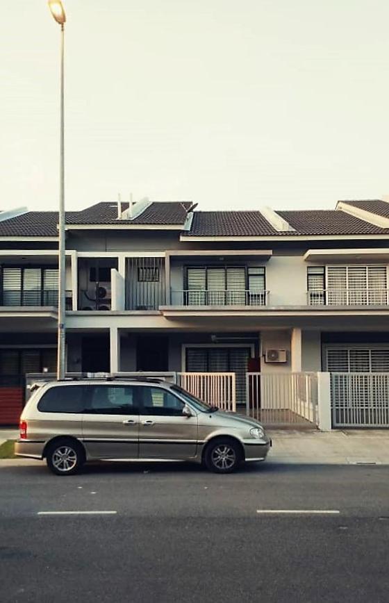 Sr Home-Stay @ Klia Kuala Lumpur Extérieur photo