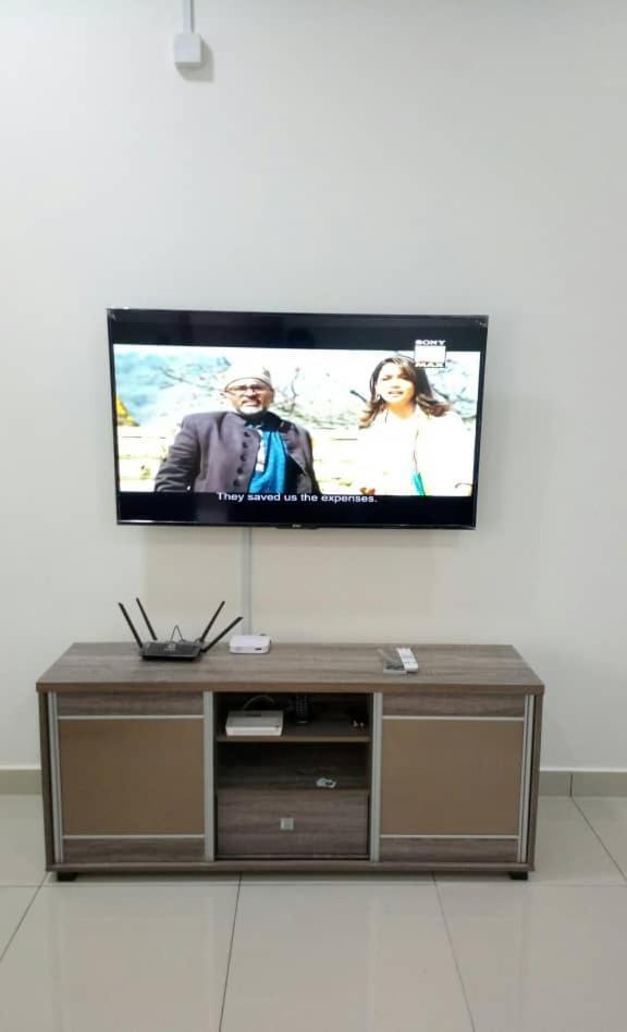 Sr Home-Stay @ Klia Kuala Lumpur Extérieur photo